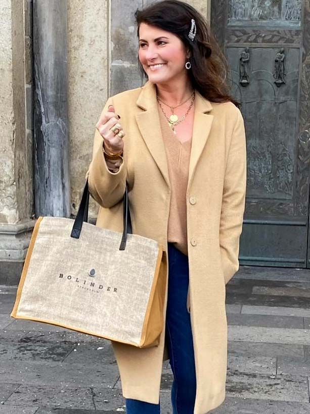 Soho Tote Hemp Olive - Image 6